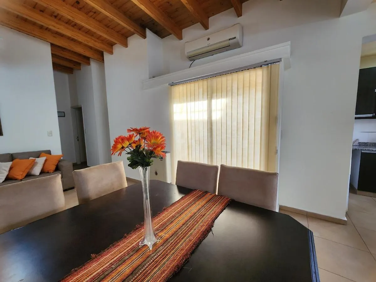 Apartamento Deluxe Senderos Del Vino V, Con Cochera Mendoza 0*,  Argentina